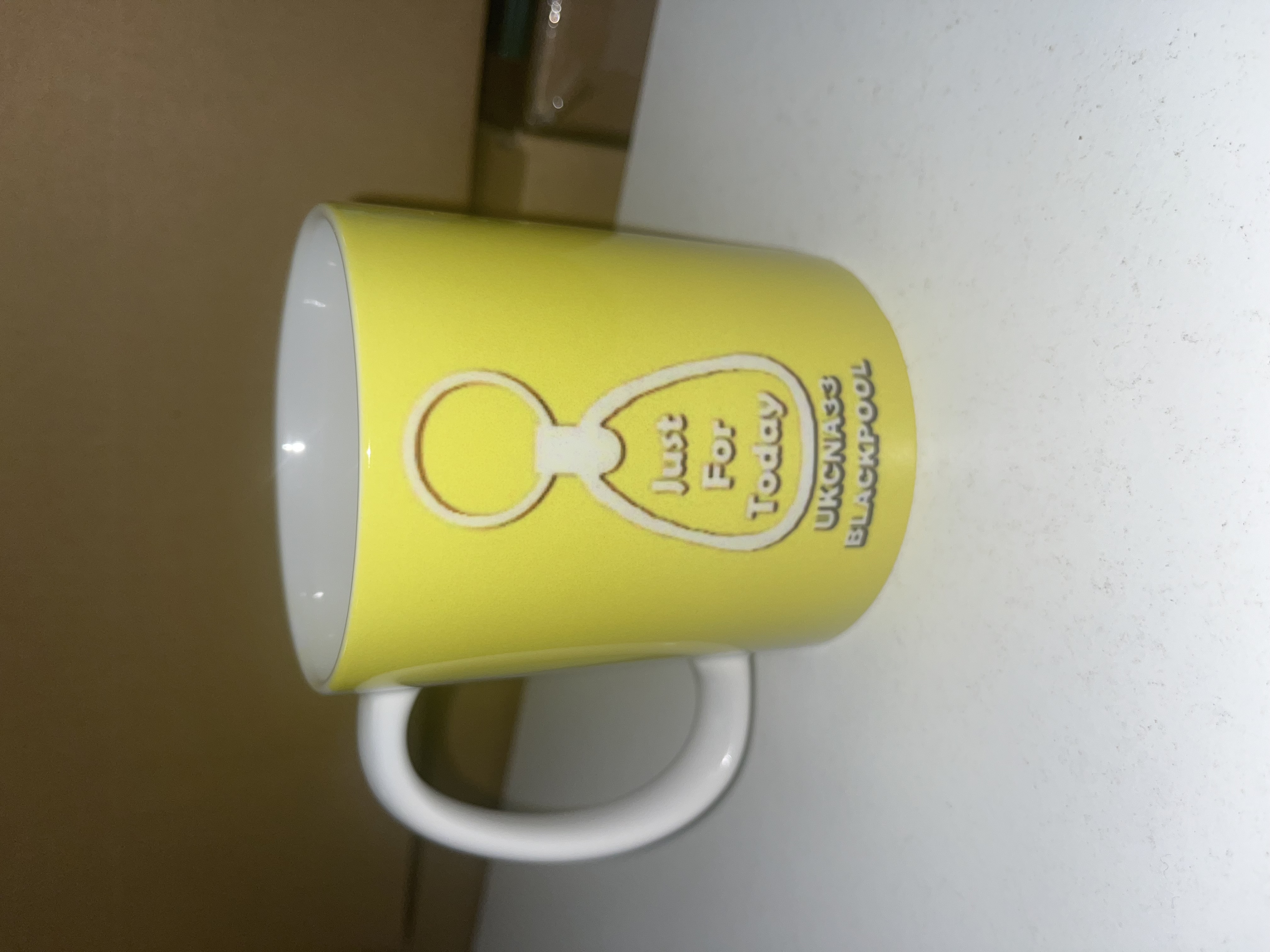 UKCNA33 Yellow Mug